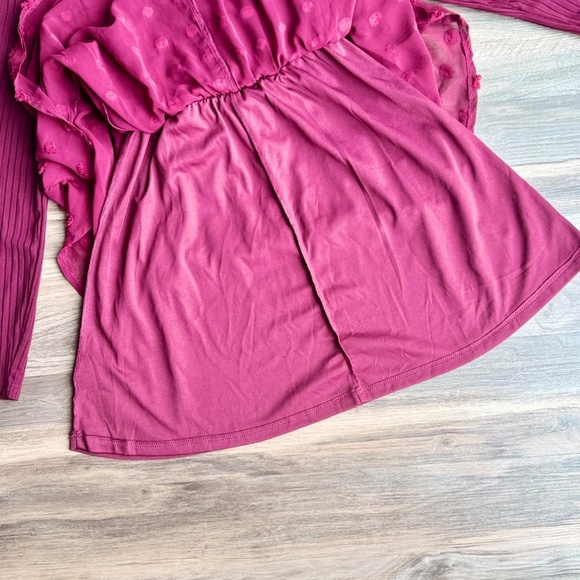 Burgundy Long Sleeve Textured Chiffon Skirt Belted Dress – Size S - Picture 12 of 14